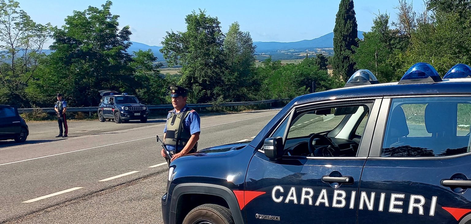 Più intensi i controlli sulle strade da parte dei carabinieri contro la