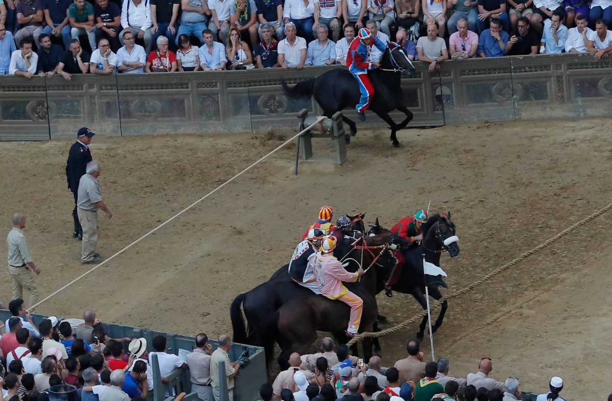 Palio dagli errori di luglio sappia imparare quello di agosto